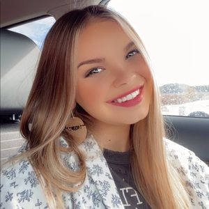 Meet your Posher, Drew